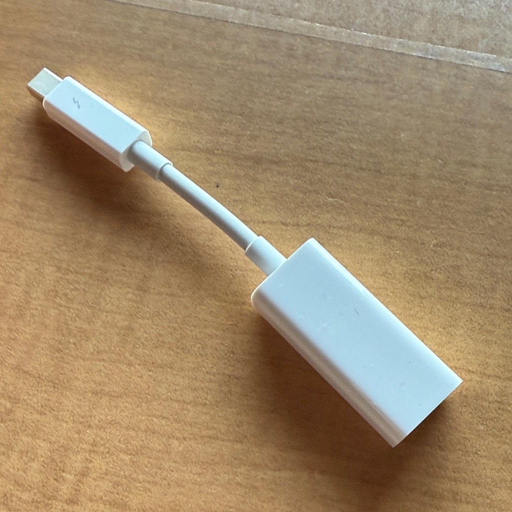 Apple Lighting Cable to Ethernet